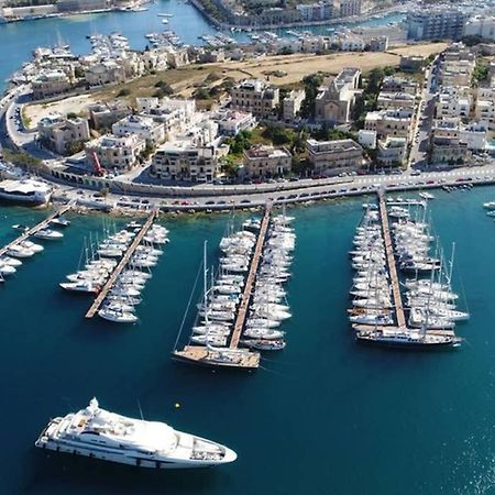 Centre Point, Malta'S Most Central Pieta Экстерьер фото